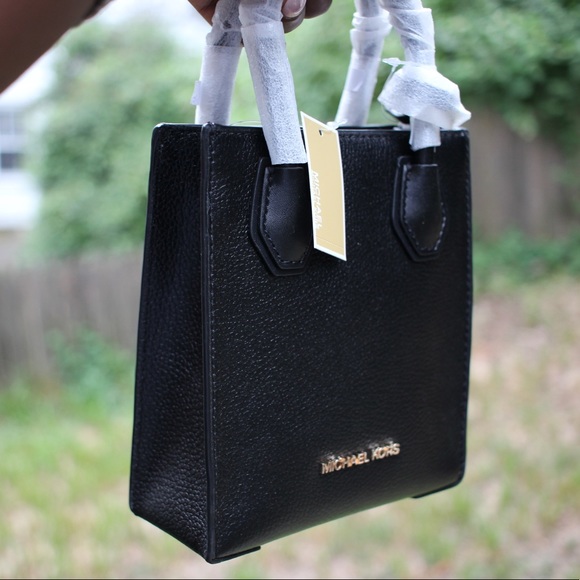 BRAND NEW Michael Kors Small Cross Body Bag - Picture 2 of 2